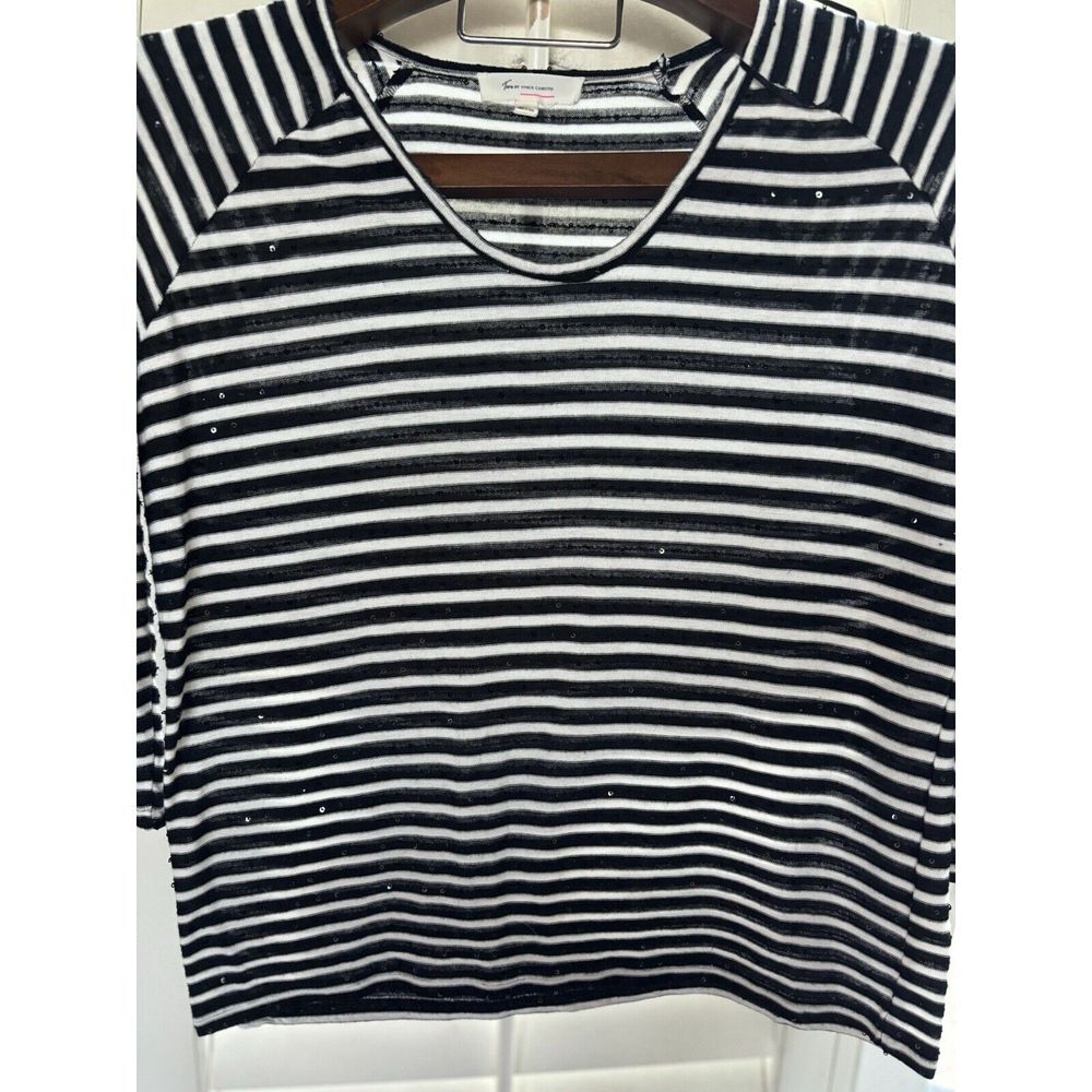 Two by Vince Camuto Striped Pullover Top Size XS sparkle Black And White - Picture 4 of 8